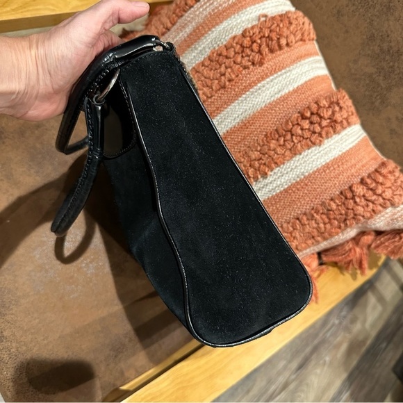 Stuart Weitzman Vintage Black Suede Shearling Shoulder Bag Purse 90’s Y2K - Picture 13 of 13